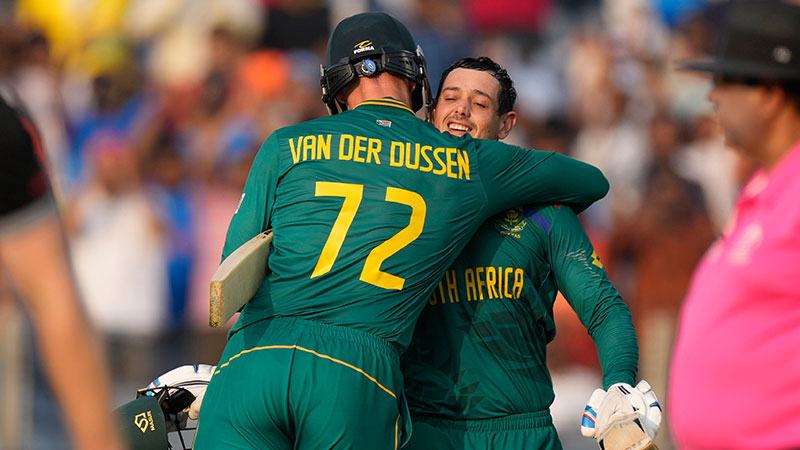নিউজিল্যান্ডকে গুঁড়িয়ে শীর্ষে দক্ষিণ আফ্রিকা
