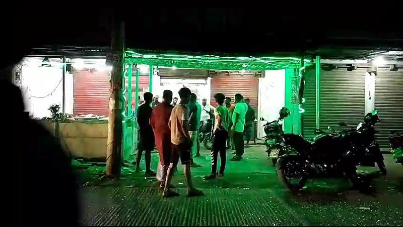 মারধরে শিক্ষার্থীর মৃত্যু, প্রতিবাদে দুই শতাধিক দোকান ভাংচুর