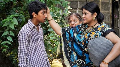 মুক্তি অনিশ্চিত ‘কাকতাড়ুয়া’র