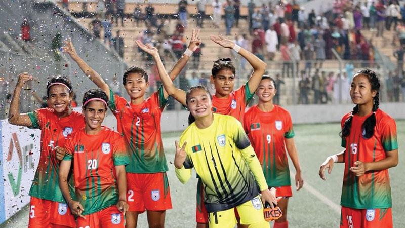 সিঙ্গাপুরের মেয়েদের ৩-০ গোলে হারাল বাংলাদেশ