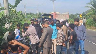 বাগেরহাটে বাস চাপায় দুই মোটরসাইকেল আরোহী নিহত