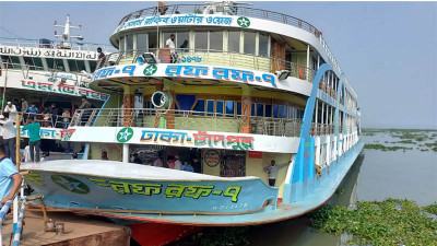 ঘন কুয়াশায় মেঘনা নদীতে পৃথক লঞ্চ দুর্ঘটনা, এক যাত্রীর মৃত্যু