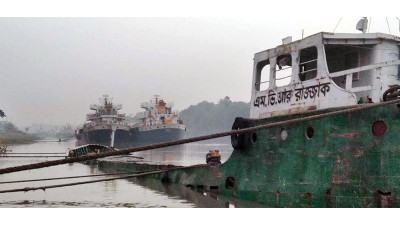 ভৈরব নদে ডুবে যাওয়া কার্গো জাহাজ উদ্ধার হয়নি