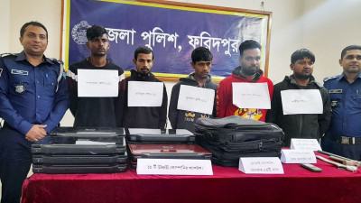 ডিসি অফিস থেকে চুরি হওয়া ১১ ল্যাপটপ উদ্ধার