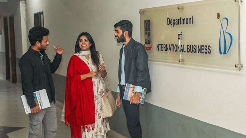 পড়ার বিষয় যখন ইন্টারন্যাশনাল বিজনেস