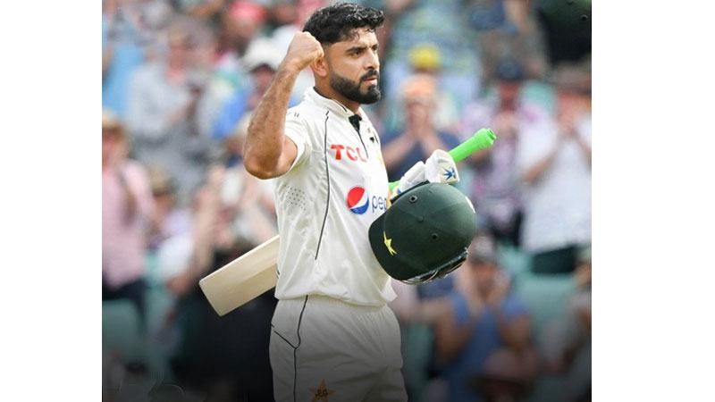 সিডনিতে আমির জামালের কীর্তি