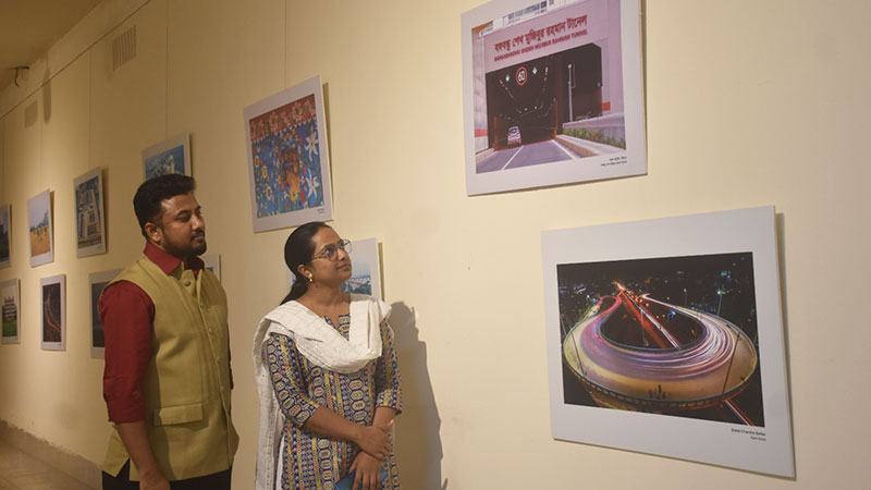 গণজাগরণের চারুকলা প্রদর্শনী চলছে শিল্পকলায়