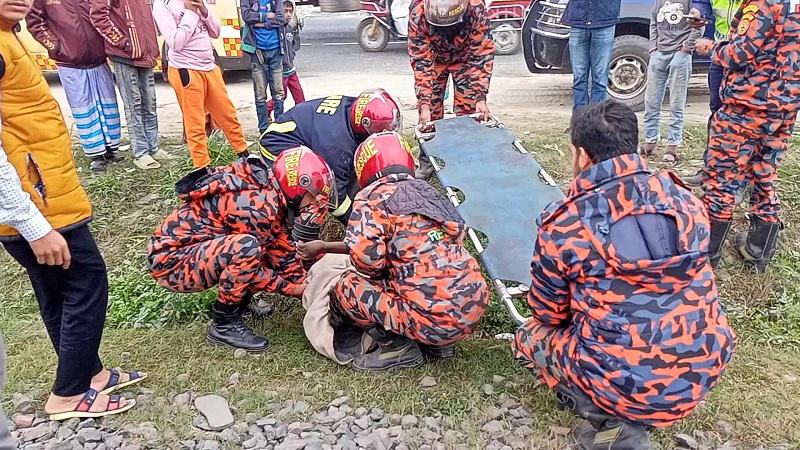 টাঙ্গাইলে ট্রেনে কাটা পড়ে নিহত ২