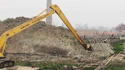 নারায়ণগঞ্জে ধলেশ্বরী নদী-তীরের অবৈধ স্থাপনা উচ্ছেদ