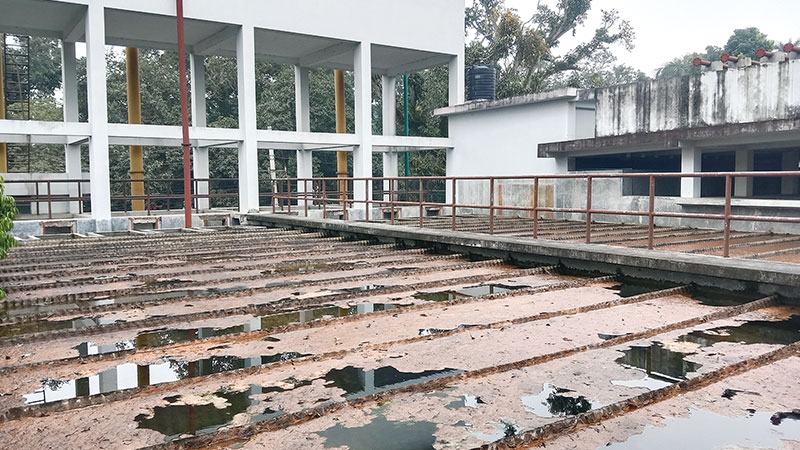 নড়াইল পৌরসভায় শোধন ছাড়াই পানি সরবরাহ