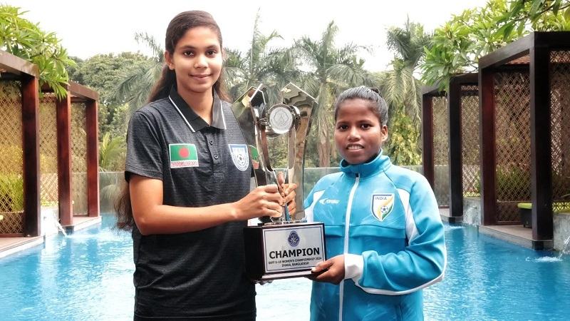 অনেক নাটকীয়তার পর দুই দলকে চ্যাম্পিয়ন ঘোষণা