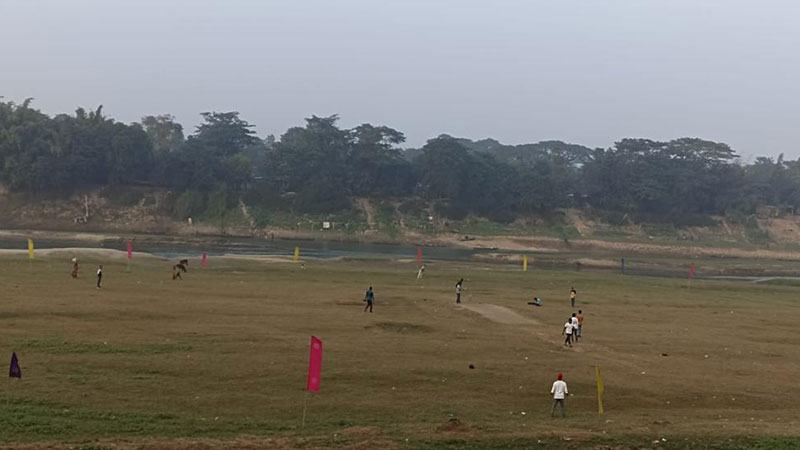 বর্ধিত সময়েও শেষ হয়নি সুরমা নদীর খননকাজ