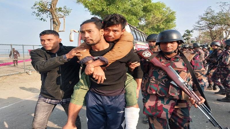 মিয়ানমার থেকে পালিয়ে আসা বিজিপিসহ ৩৩০ জনকে হস্তান্তর