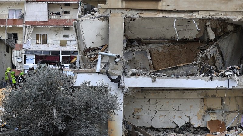 Israeli airstrikes on Lebanon kills 10 civilians