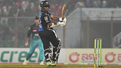 সবার আগে প্লে-অফে রংপুর রাইডার্স