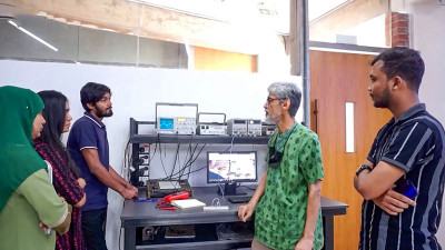হতে চাইলে গবেষক...