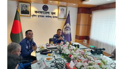 অপরাধ করলে  জনপ্রতিনিধিকে অপরাধী হিসেবেই দেখা হবে : যশোরের এসপি