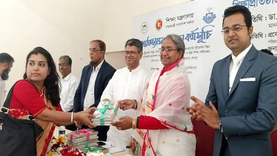 মনের দরজা-জানালা খুলতে বই পড়তে হবে: সমাজকল্যাণমন্ত্রী