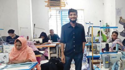 ‘‌বড় হচ্ছে নিজের ব্যবসা, চাকরি দিচ্ছি অন্যদের’