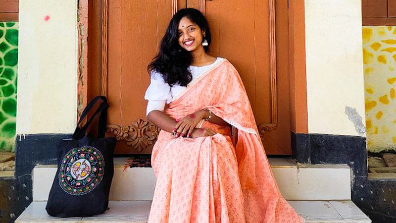 টিউশনিতে হাঁপিয়ে উঠে শখের ‘‌কায়া’য় সাফল্য