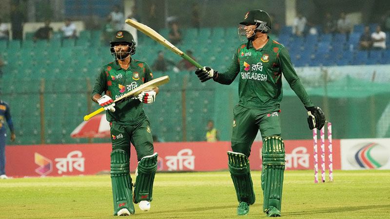 সৌম্য-হৃদয়ের লড়াই বিফলে সমতায় শ্রীলংকা