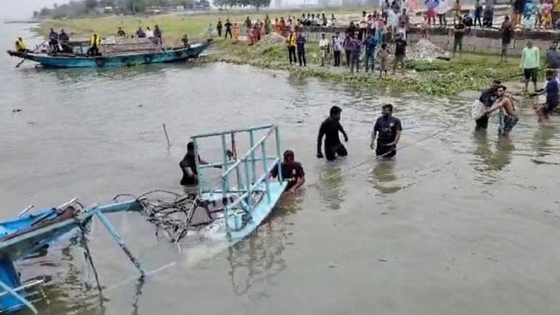 আরো তিনজনের মরদেহ উদ্ধার নিখেঁাজ ৩