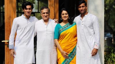 ‘ঢাকার ঈদ এখন অনেক বেশি ভোগবাদী উৎসবে পরিণত হয়েছে’