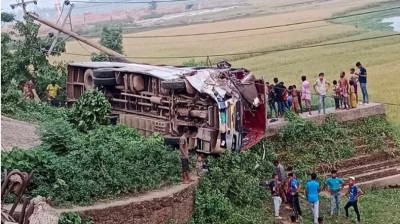 ব্রাহ্মণবাড়িয়ায় ২ বাসের মুখোমুখি সংঘর্ষ, আহত ৩০
