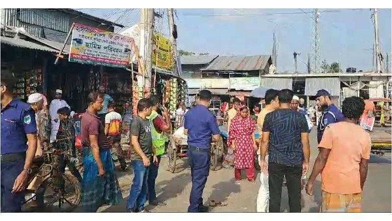 বাগেরহাটে যাত্রীবাহী বাসের চাপায় মাদ্রাসার কর্মচারী নিহত