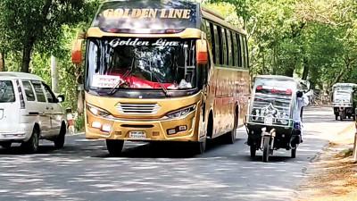 ফরিদপুরে মহাসড়কে ৭ মাসে ৪৯ দুর্ঘটনায় ৫৫ মৃত্যু