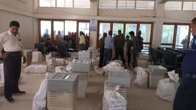 লক্ষ্মীপুরে পাঁচ ইউনিয়নে ভোট কাল, কঠোর অবস্থানে প্রশাসন