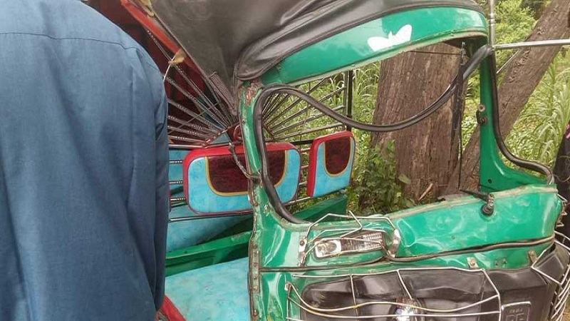 সিরাজগঞ্জে সড়ক দুর্ঘটনায় দুজনের মৃত্যু