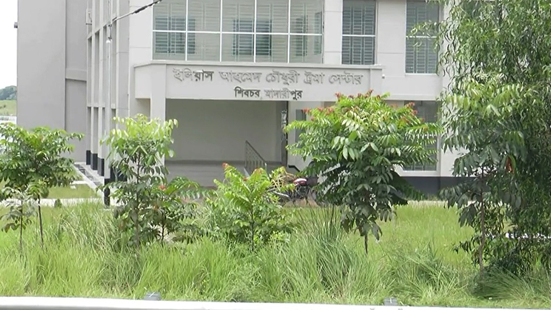 উদ্বোধনের দেড় বছর পর স্বাস্থ্যসেবা চালুর আশ্বাস