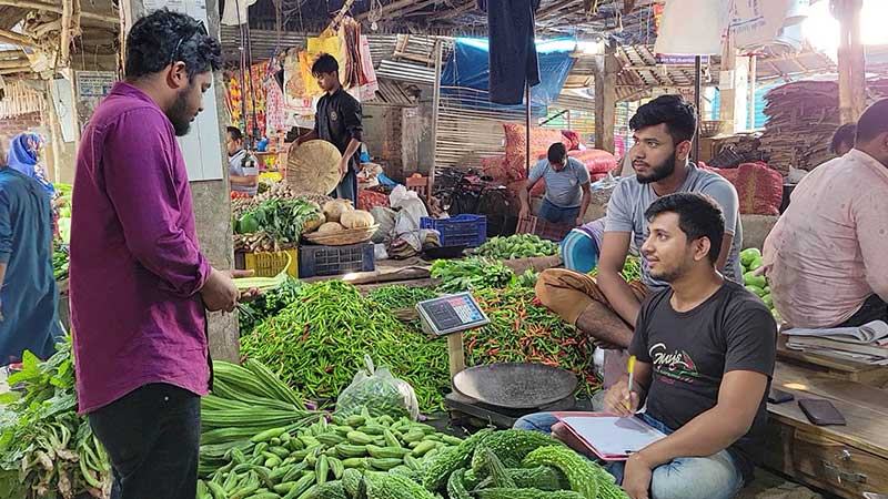 দাম নিয়ন্ত্রণে রাখতে ভারত থেকে কাঁচামরিচ আমদানি