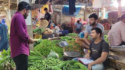 দাম নিয়ন্ত্রণে রাখতে ভারত থেকে কাঁচামরিচ আমদানি