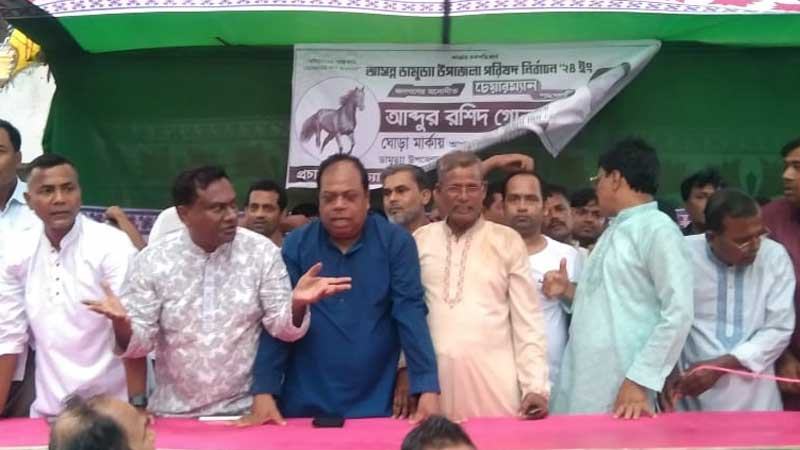 ডামুড্যায় ঝড়-বৃষ্টিতেও থেমে নেই নির্বাচনী প্রচার