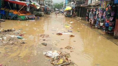 সিলেটে বন্যা পরিস্থিতির কিছুটা উন্নতি