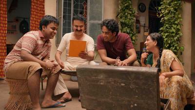 খুচরো গল্প জমা থাকে ঘরের কোণে