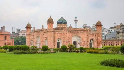 লালবাগে কিংবদন্তির পশ্চিম তোরণ-দ্বার