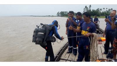 কুড়িগ্রামে নৌকাডুবির ঘটনায় এখনো নিখোঁজ ৪ শিশুসহ ৬ জন