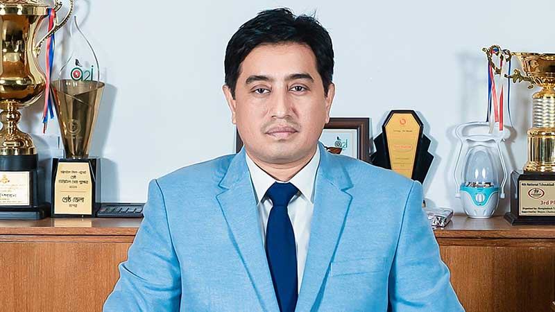 যশোরের ডিসি পেলেন ‘বিভাগীয় শুদ্ধাচার পুরস্কার’