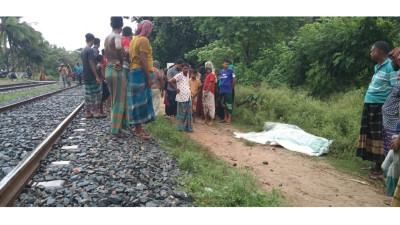 চুয়াডাঙ্গায় কলকাতা-ঢাকা মৈত্রী এক্সপ্রেস ট্রেনের ধাক্কায় প্রতিবন্ধী যুবকের মৃত্যু