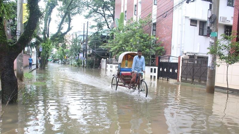 সিলেটে দীর্ঘস্থায়ী রূপ নিচ্ছে বন্যা