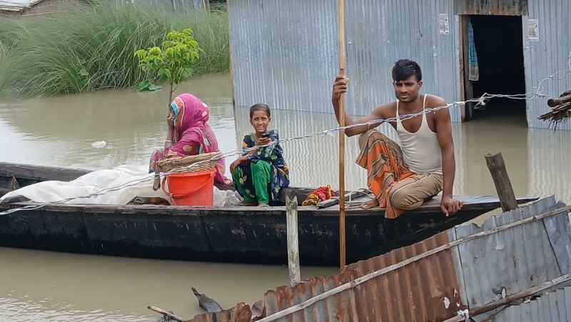 কুড়িগ্রামে বন্যা পরিস্থিতির অবনতি, দুর্ভোগে দেড় লক্ষাধিক মানুষ