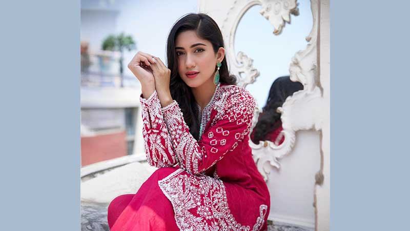 ‘‌সিনেমার জন্য ভালো গল্পের অপেক্ষায়’