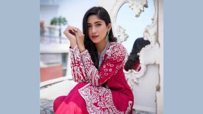 ‘‌সিনেমার জন্য ভালো গল্পের অপেক্ষায়’