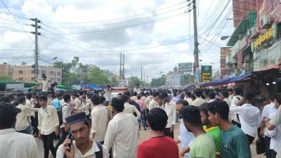 কোটা সংস্কারের দাবিতে উত্তাল বরিশাল