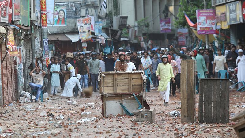 সারা দেশে আজ গায়েবানা জানাজা ও কফিন মিছিল করবেন আন্দোলনকারীরা