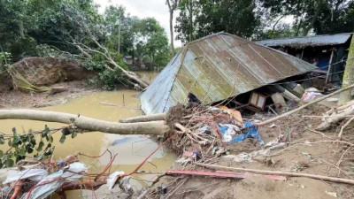 ৯ কোটি টাকা ব্যয় করেও ঠেকানো যায়নি ভাঙন