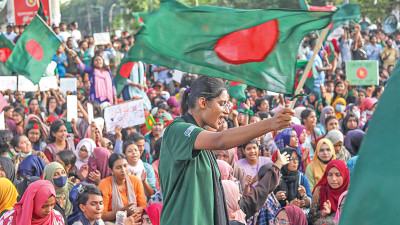 নারী শিক্ষার্থীরা যেভাবে এগিয়ে নিয়েছে কোটা সংস্কার আন্দোলন